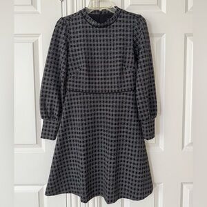 Ann Taylor - Size 0 - Black and Gray Plaid Long Sleeve Dress